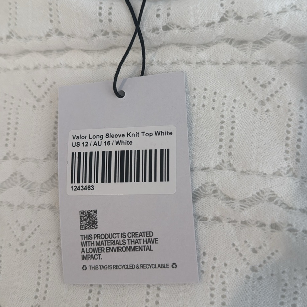 Princess Polly Valor Crop Open Knit Top. Size 12 - Picture 16 of 16